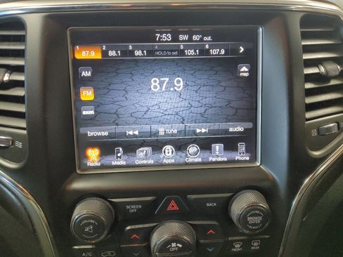 Used 2017 Jeep Grand Cherokee Altitude AWD/4WD image 25
