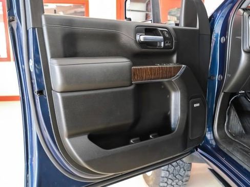 Used 2021 GMC Sierra 2500 Denali w/ Denali Ultimate Package image 42