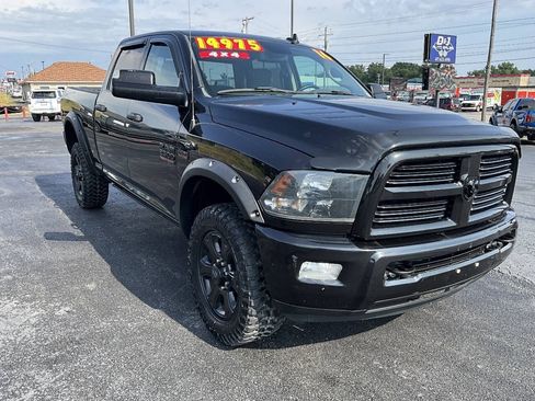 Used 2016 RAM 2500 Big Horn w/ Black Appearance Group AWD/4WD image 7