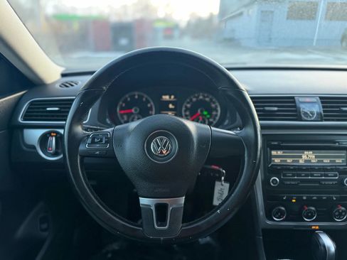 Used 2015 Volkswagen Passat 1.8T Wolfsburg Edition image 15