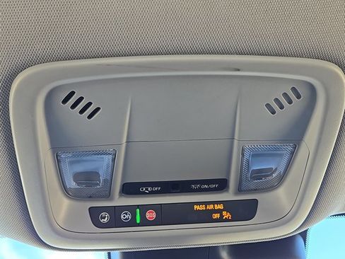 Used 2024 Chevrolet Malibu LT image 29