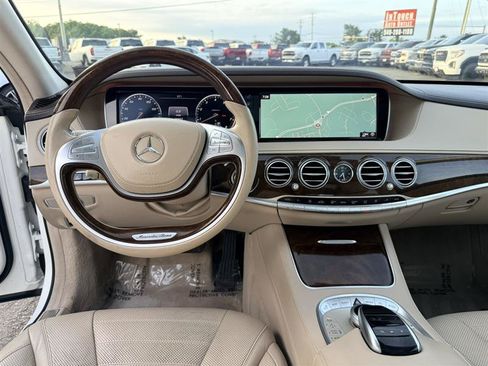Used 2017 Mercedes-Benz S 550 4MATIC Sedan image 28