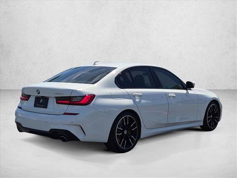 Used 2021 BMW 330i Sedan w/ M Sport Package RWD image 5