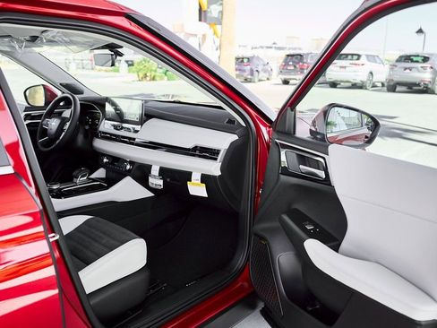 New 2026 Mitsubishi Outlander SE FWD image 13