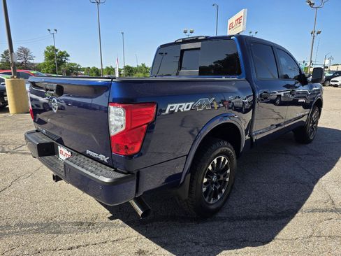Used 2018 Nissan Titan PRO-4X w/ Pro-4x Convenience Package AWD/4WD image 5