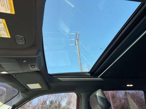 Used 2015 Ford F150 Lariat image 27