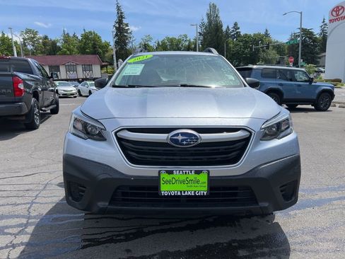 Used 2021 Subaru Outback AWD/4WD image 2