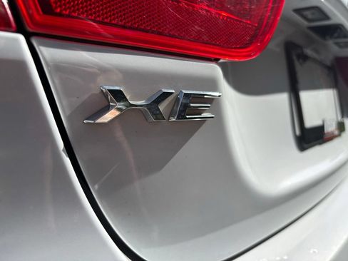 Used 2018 Jaguar XE Portfolio RWD image 17