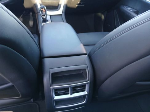 Used 2017 Cadillac XT5 Luxury w/ Driver Awareness Package FWD image 29