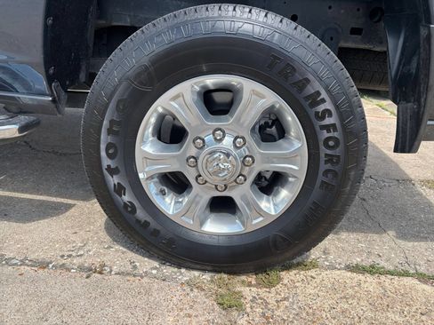 Used 2025 RAM 2500 Big Horn AWD/4WD image 31