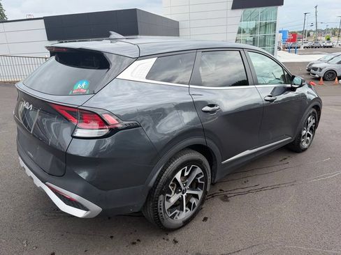 Used 2024 Kia Sportage EX FWD image 8