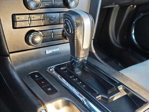 Used 2014 Ford Mustang Premium image 18
