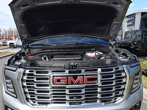 New 2026 GMC Yukon Denali w/ Denali Reserve Package image 34