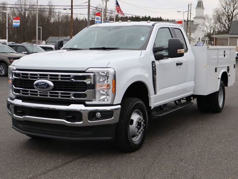 New 2026 Ford F350 XL w/ XL Chrome Package AWD/4WD image 14