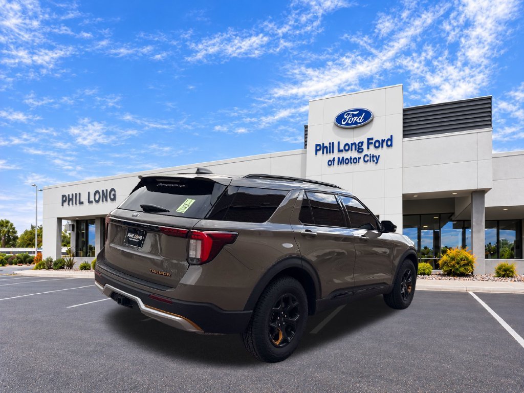 Used 2026 Ford Explorer Tremor w/ Tremor Ultimate Package AWD/4WD image 8