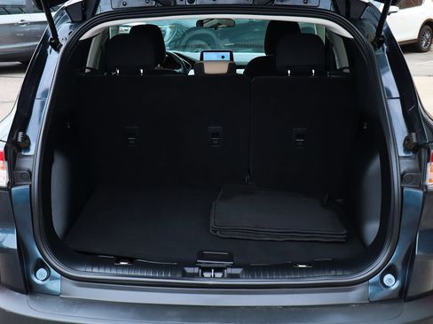 Used 2022 Ford Escape SE w/ Cold Weather Package FWD image 25