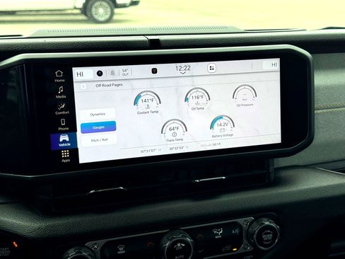 Used 2024 Jeep Wrangler Unlimited image 29