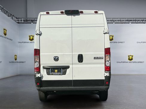 Used 2023 RAM ProMaster 2500 FWD image 4