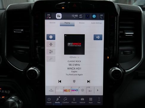 Used 2025 RAM 1500 Laramie w/ Sport Appearance Package image 22