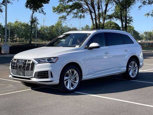 Certified 2023 Audi Q7 2.0T Premium Plus w/ Premium Plus Package AWD/4WD image 3