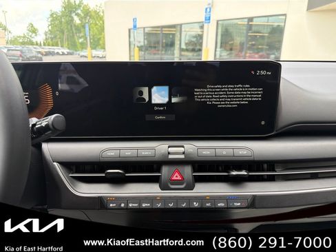 New 2026 Kia K4 FWD image 27