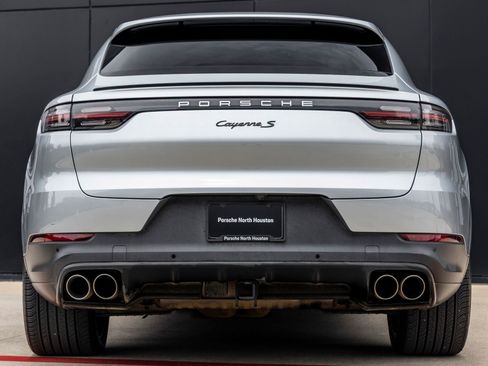 Certified 2021 Porsche Cayenne S AWD/4WD image 10