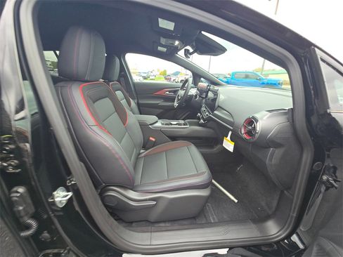 New 2026 Chevrolet Equinox EV RS image 11