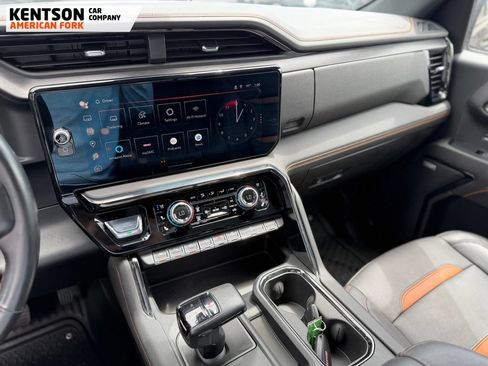 Used 2024 GMC Sierra 1500 AT4 w/ Technology Package AWD/4WD image 21
