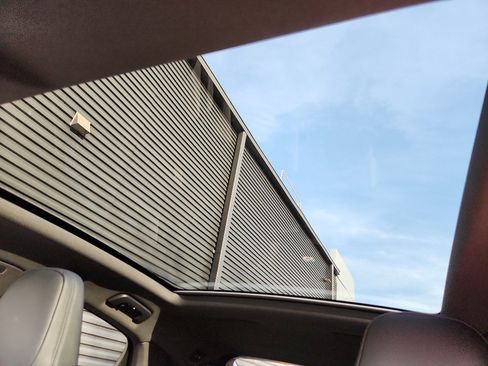 Certified 2024 Porsche Cayenne Coupe image 41