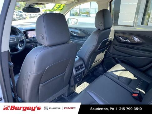 Used 2023 GMC Terrain Denali w/ Denali Premium Package AWD/4WD image 25