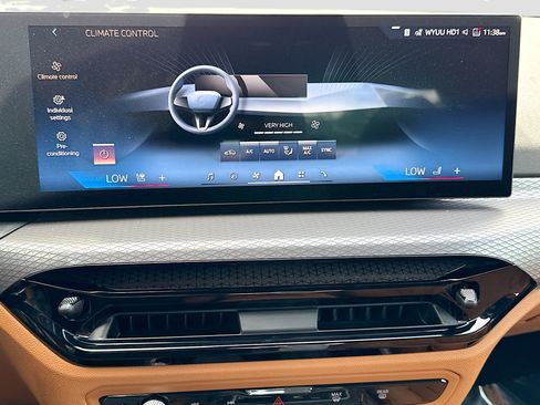 New 2026 BMW 330i Sedan w/ Convenience Package RWD image 35