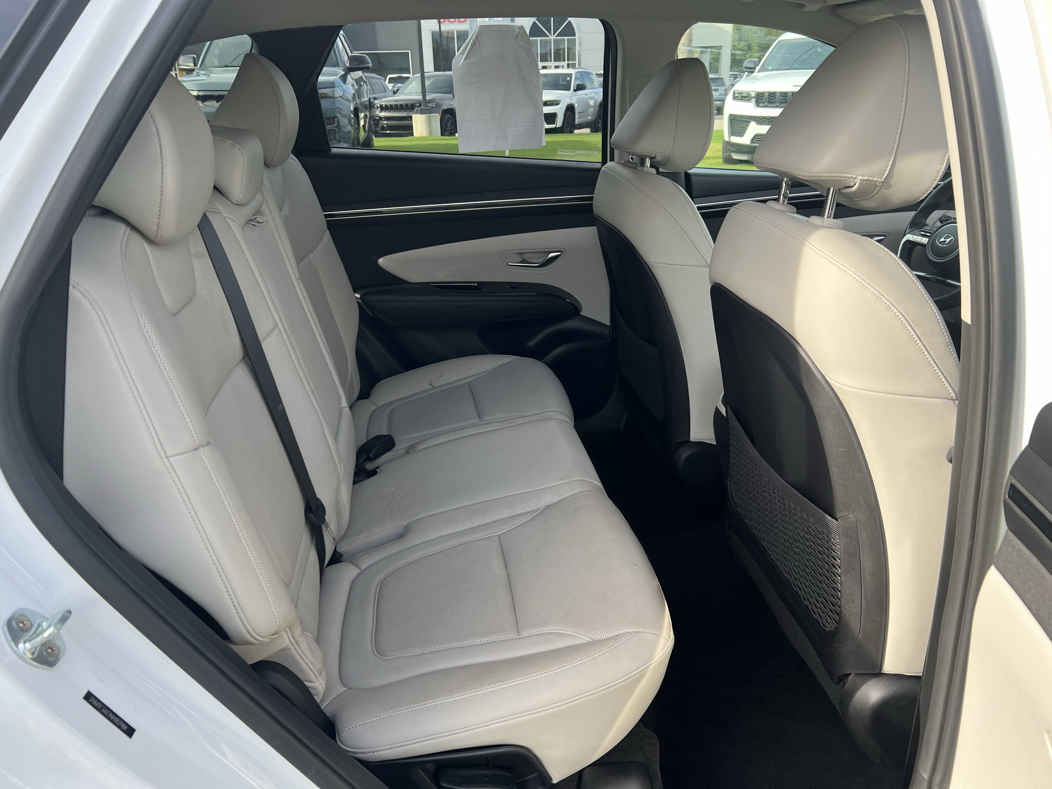 Used 2022 Hyundai Tucson SEL w/ Convenience + Premium Package FWD image 12