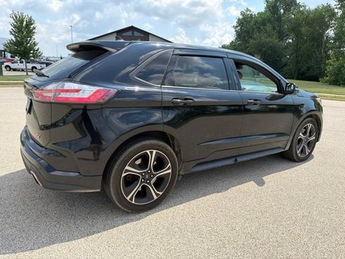 Used 2019 Ford Edge ST w/ Equipment Group 401A AWD/4WD image 3