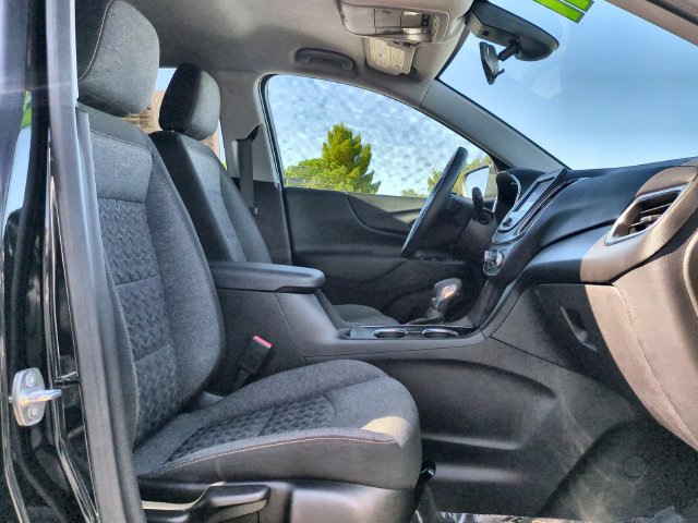 Used 2023 Chevrolet Equinox LT FWD image 35