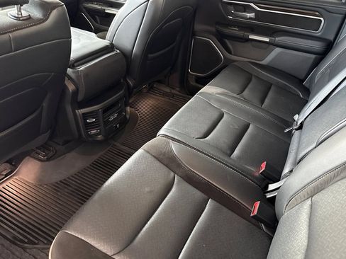 Used 2022 RAM 1500 Laramie AWD/4WD image 12