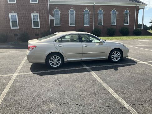 Used 2011 Lexus ES 350 FWD image 3