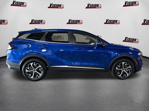 Used 2023 Kia Sportage EX image 4
