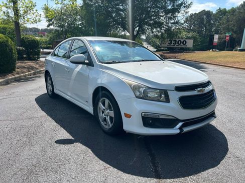 Used 2016 Chevrolet Cruze LT w/ RS Package FWD image 8