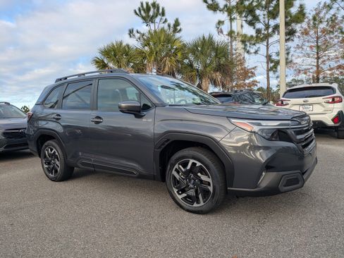 New 2025 Subaru Forester Limited w/ Popular Package image 2