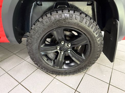 Used 2022 RAM 1500 Classic Warlock AWD/4WD image 13
