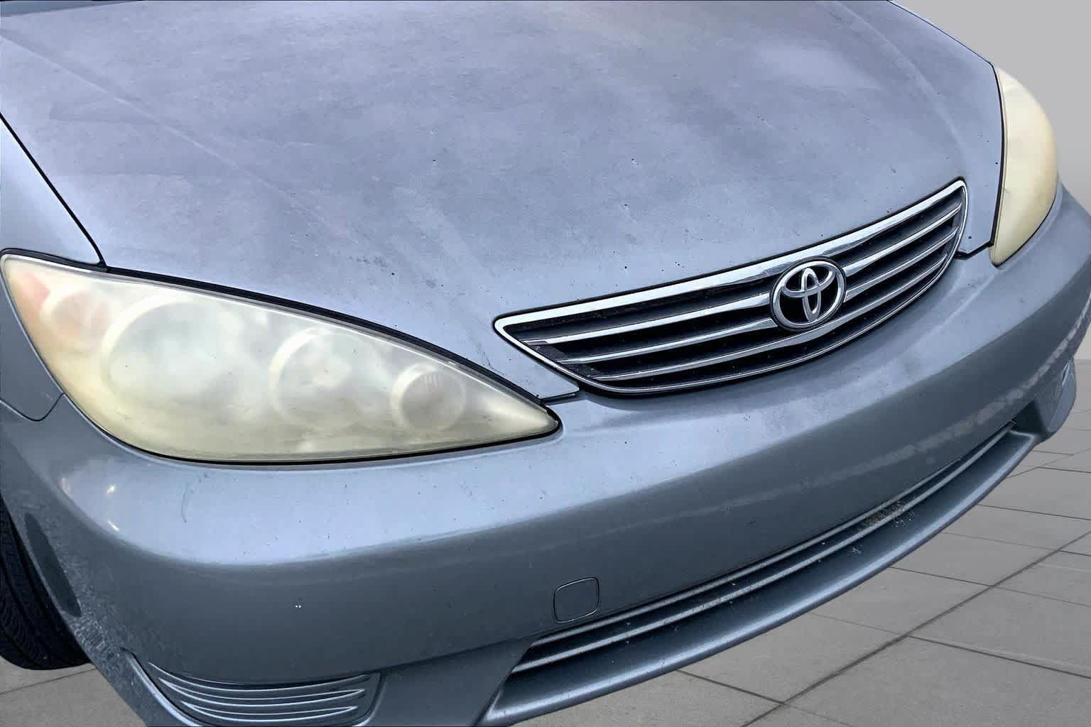 Used 2005 Toyota Camry FWD image 23