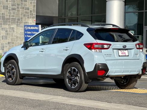 Certified 2023 Subaru Crosstrek 2.0i image 6