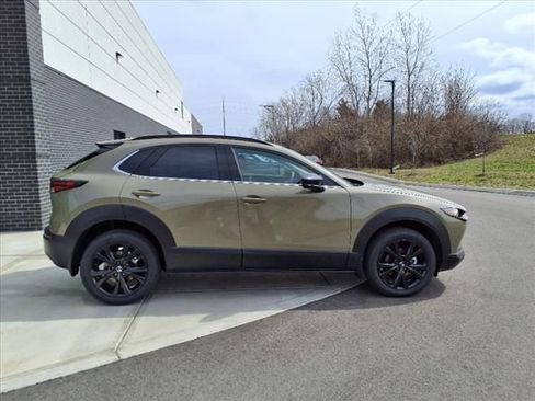 New 2025 MAZDA CX-30 Carbon image 8