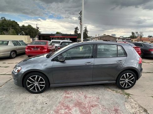 Used 2015 Volkswagen Golf SE FWD image 4