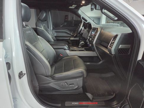 Used 2018 Ford F150 Raptor w/ Equipment Group 802A Luxury image 31