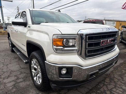 Used 2015 GMC Sierra 1500 SLT w/ SLT Crew Cab Value Package image 4