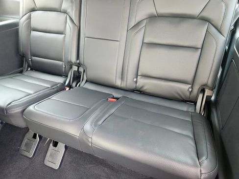 New 2027 Lincoln Navigator Premiere AWD/4WD image 15