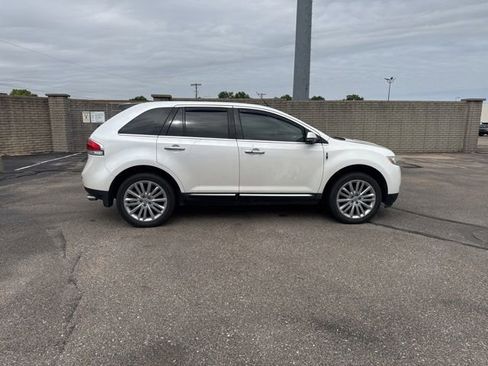 Used 2014 Lincoln MKX AWD w/ Equipment Group 102A image 8
