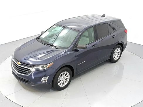 Used 2019 Chevrolet Equinox LS w/ LS Convenience Package FWD image 33