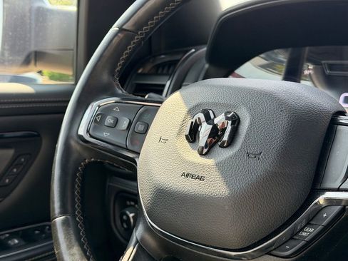 Used 2023 RAM 1500 Limited w/ Body Color Bumper Group AWD/4WD image 15